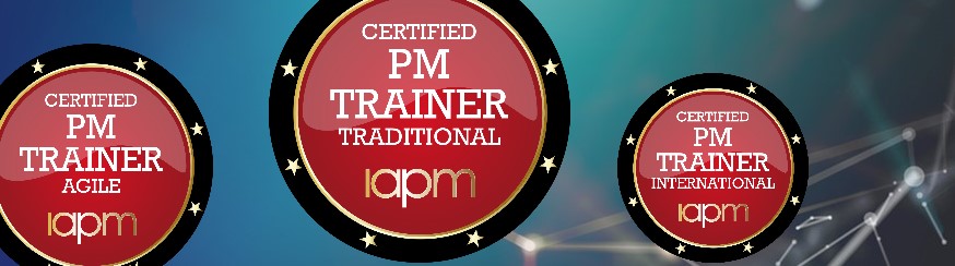 Drei Badges des “Certified Project Management Trainer (IAPM)”.