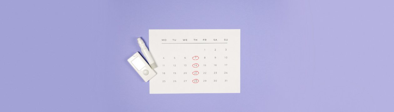 Ein Kalender mit 4 rot eingekreisten Daten.