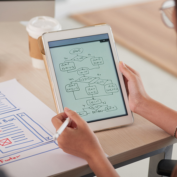 IT in Project Management - People versus Technology